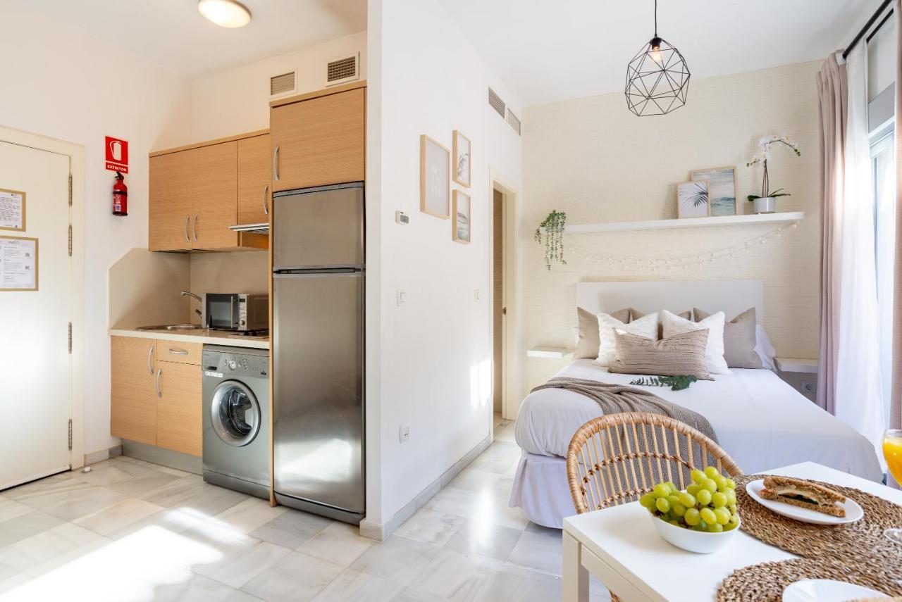 Trinidad Apartment Малага Екстериор снимка